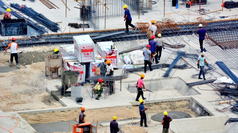 建筑工程施工与劳务分包的区别解析